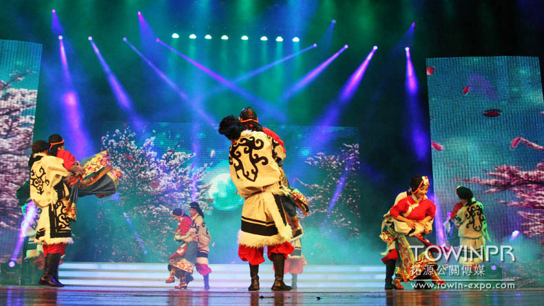 2013年甘孜州旅游推介會